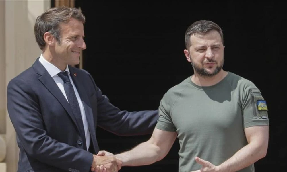 Μακρόν σε Ζελένσκι: Η στήριξη στην Ουκρανία δεν θα επηρεαστεί από το Ισραήλ